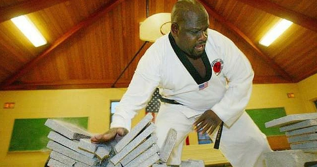 VIDEO Karate Master Destroys 726 Bricks In 90 Seconds With His Bare