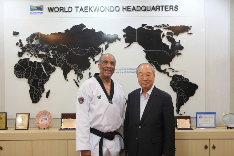 GM Robinson with previous Kukkiwon President Won Sik Kang